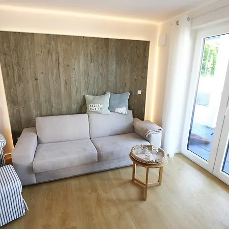 Haus Windrose Whg 01 Seehase Mit Terrasse Balkon *