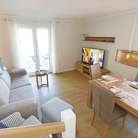 Haus Windrose Whg 01 Seehase Mit Terrasse Balkon Apartment