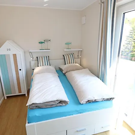 Lejlighed Haus Windrose Whg 01 Seehase Mit Terrasse Balkon Thiessow
